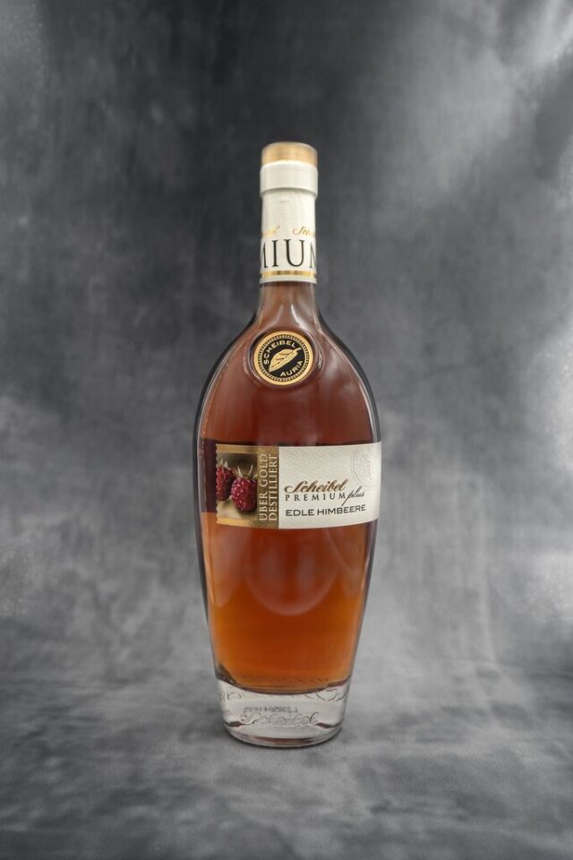 Scheibel Edel-Himbeere.jpg