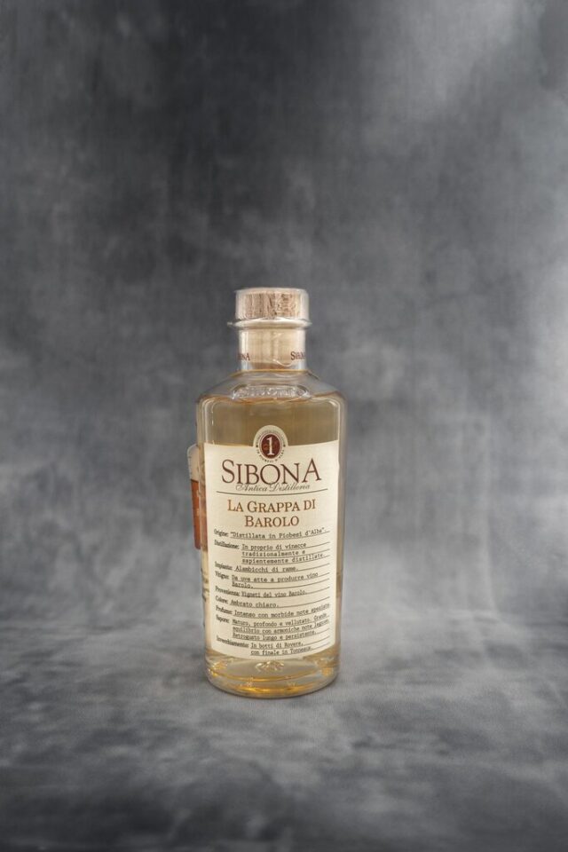 Sibona La Grappa Di Barolo.jpg